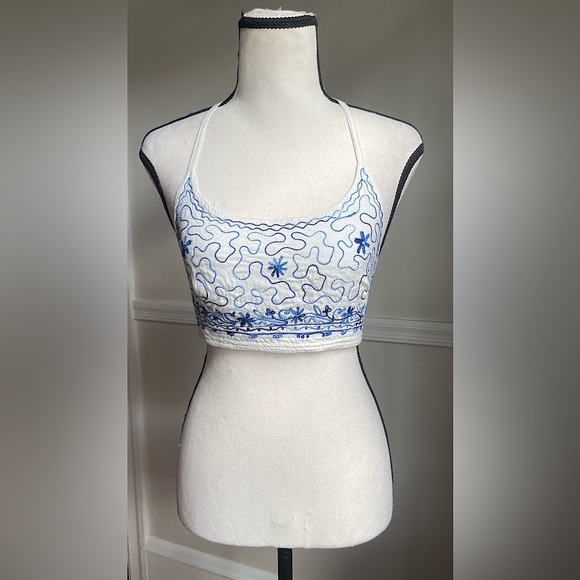 Vintage Y2K L.S.I. Embroidered Halter Crop Top | Size Small - Picture 3 of 15